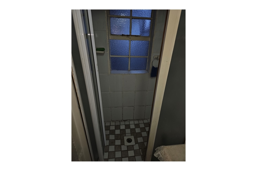 6 Bedroom Property for Sale in Woodstock Western Cape